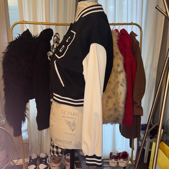 Love Tree Black & White Varsity Jacket B letterman snap closure bomber cropped S - Picture 3 of 12